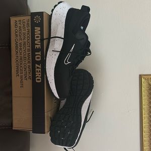 Women’s Nike crater remixa size 10